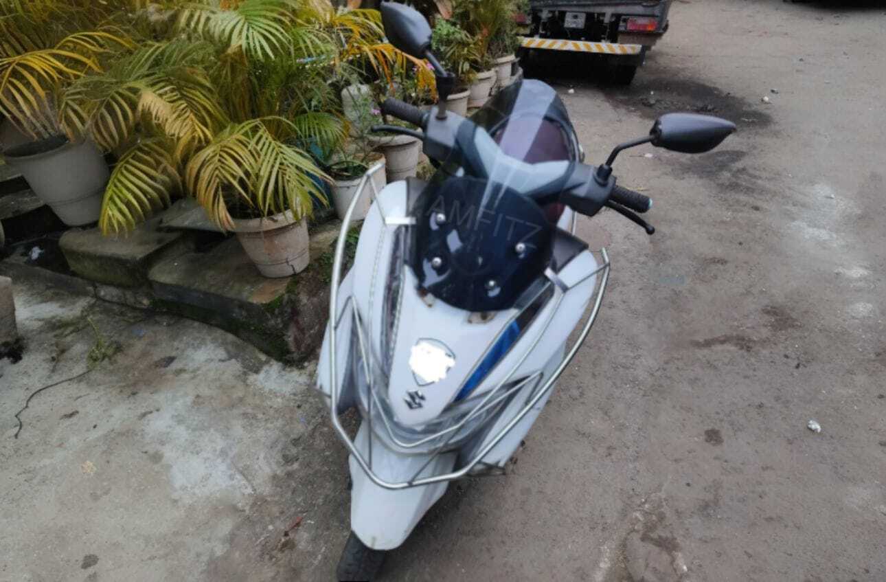 Burgman Light Smoke Db Visor Bike Windshield - Image 3